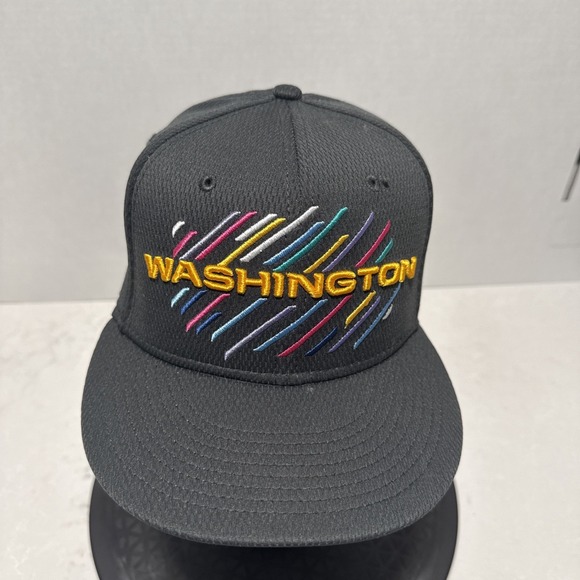 New Era Other - Washington Commanders Hat Cap Snap Back One Size NFL Football Crucial Catch